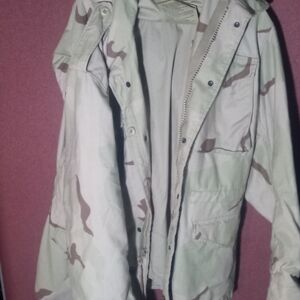 U.S. Army Desert Camouflage Field Jacket - Tan & Light Green Medium Long